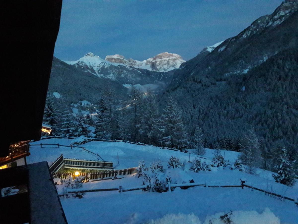 Chalet Relax Поцца-ді-Фасса Екстер'єр фото